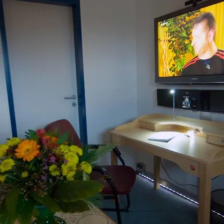 Separate Im Haus Carmen